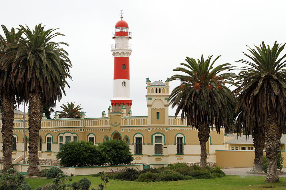 Bezirksgericht mit Leuchtturm - Swakopmund III