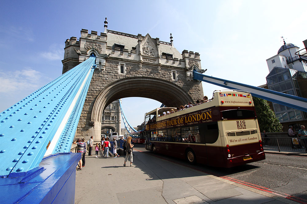 Stadtrundfahrt I - Tower Bridge