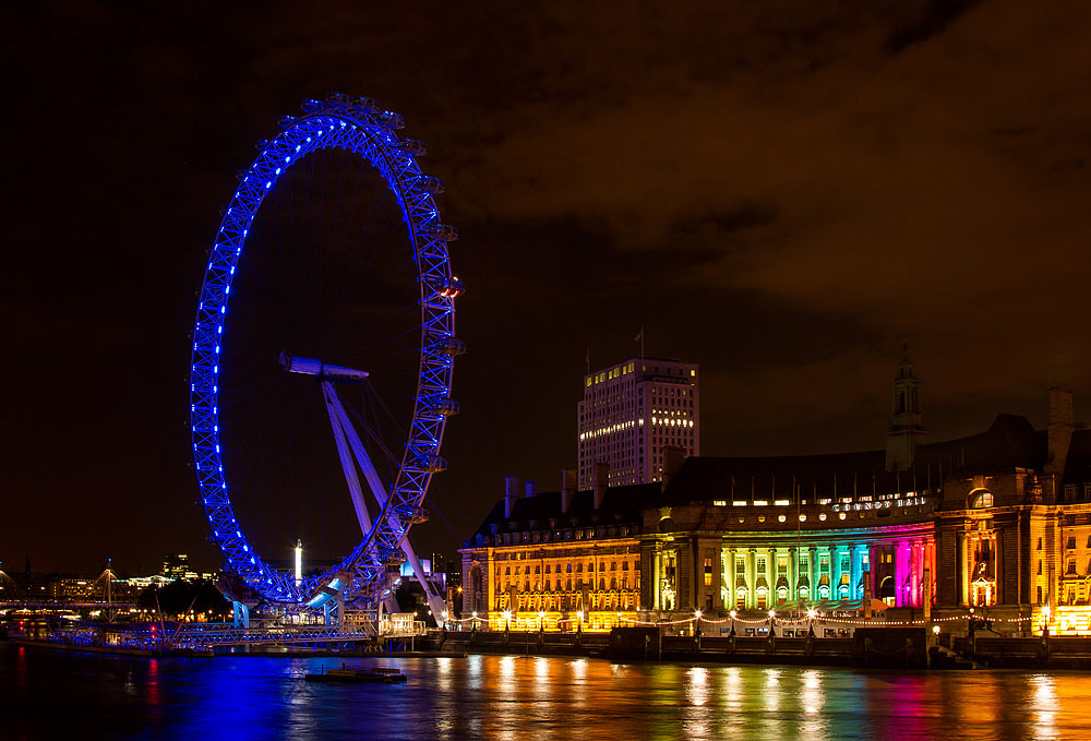 Lichtermeer am "Auge" Londons